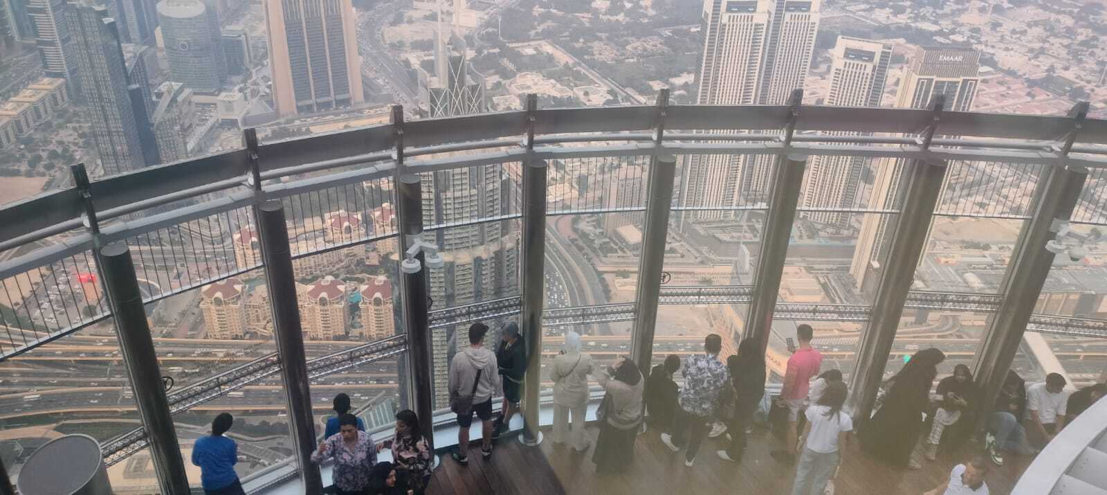 Burj Khalifa - At the Top + SKY Lounge